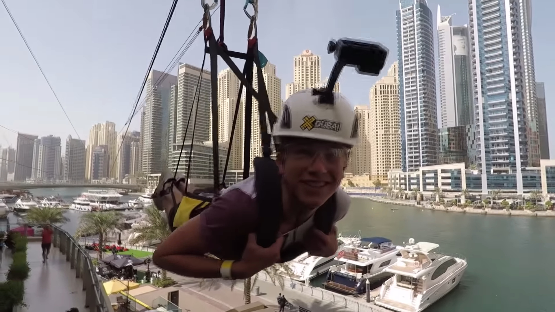 Screenshotter RidingTheWorldsLongestUrbanZiplineDUBAI 6’33”