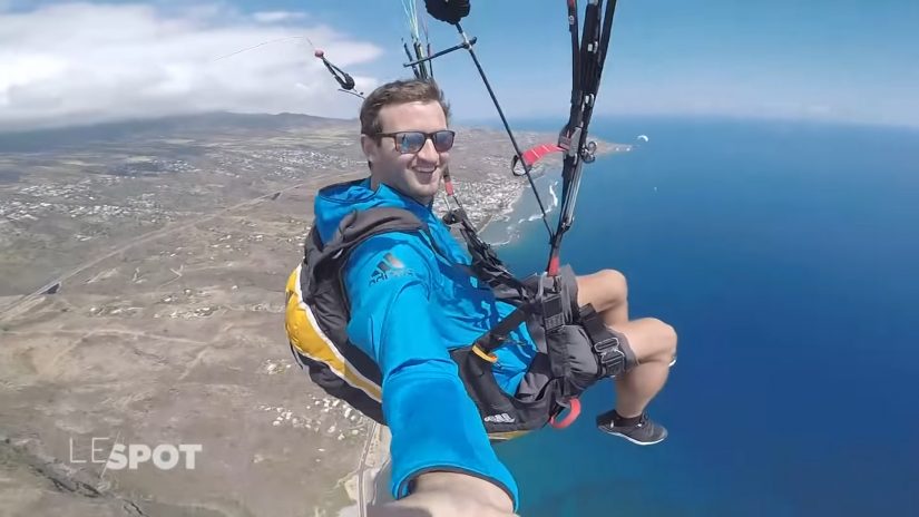 Screenshotter LESPOTLledelaRunionenparapenteavecJeanBaptisteChandelierTrekTV 2’37”