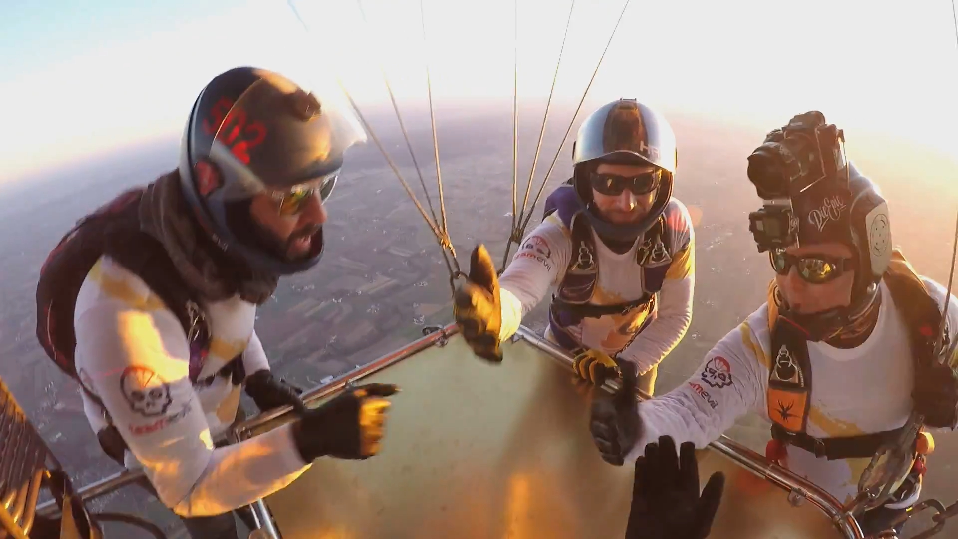 Screenshotter-AwesomeBalloonJumpforSuicidePrevention-1’27” Screenshotter AwesomeBalloonJumpforSuicidePrevention 1’27”